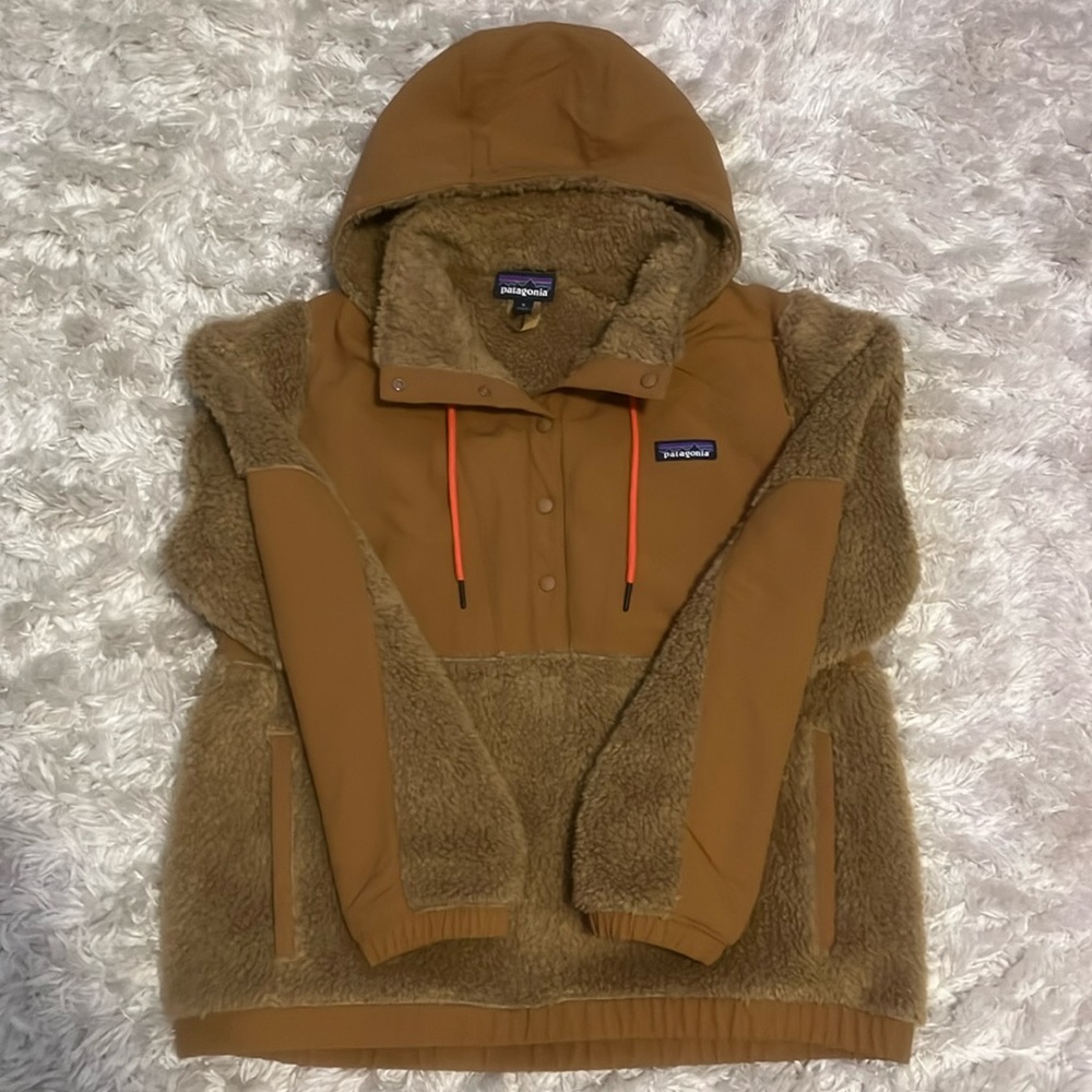 COPY - NWOT Patagonia Women’s Pullover